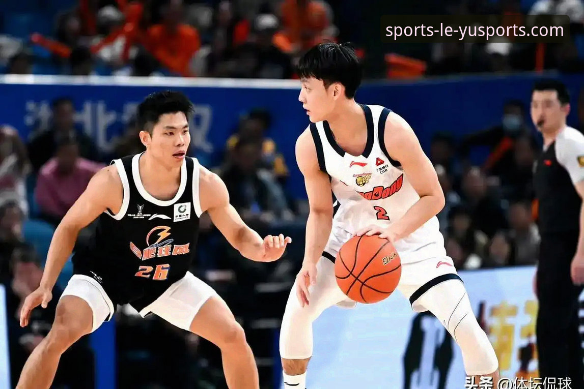 乐鱼安卓版下载对比 CBA季后赛山西横扫青岛深度评测:从20分领先到惊险取胜,乐鱼体育官网全程见证